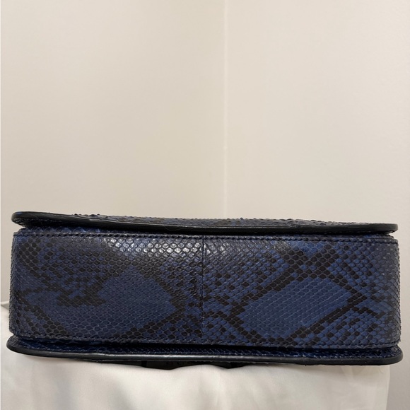 Gucci JACKIE PYTHON MEDIUM BAG - Picture 10 of 16